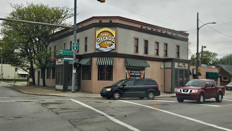 Tony Packo's Cafe - Toledo