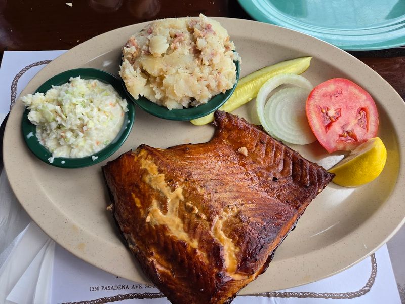 Ted Peters Famous Smoked Fish