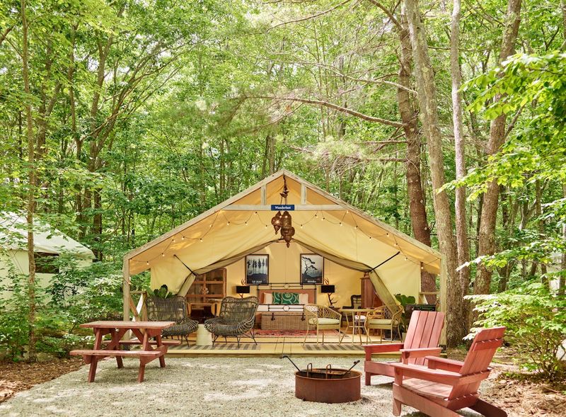 Sandy Pines Campground Glamping Cottages - Kennebunkport area