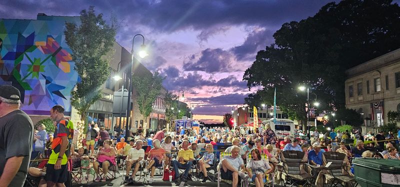 Foothills Folk Art Festival &mdash; Newton