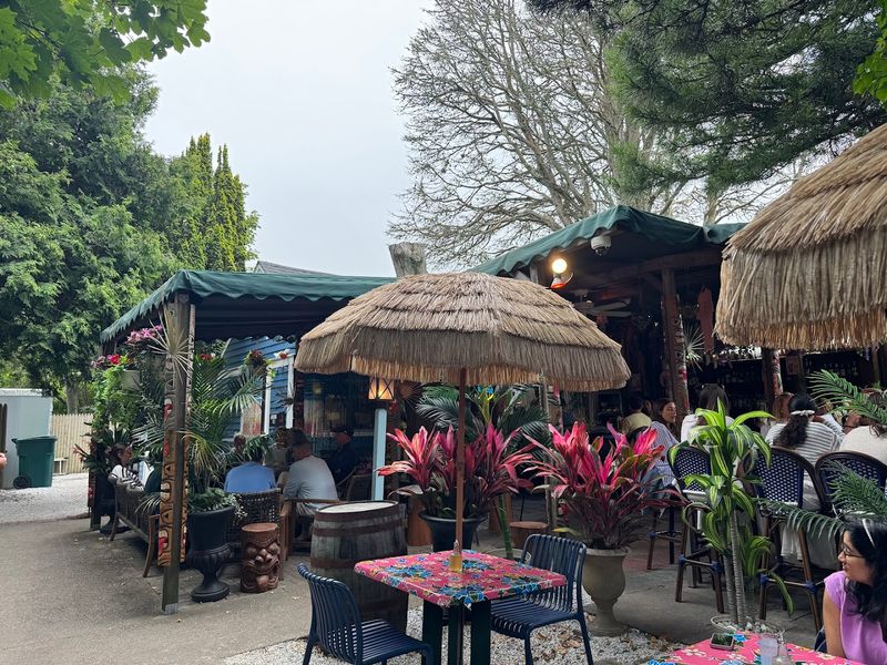 Aplaya Kitchen + Tiki Bar (Chatham)