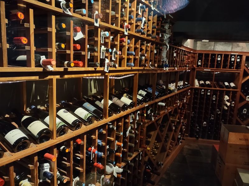 Award-Winning Wine Program and Full Bar