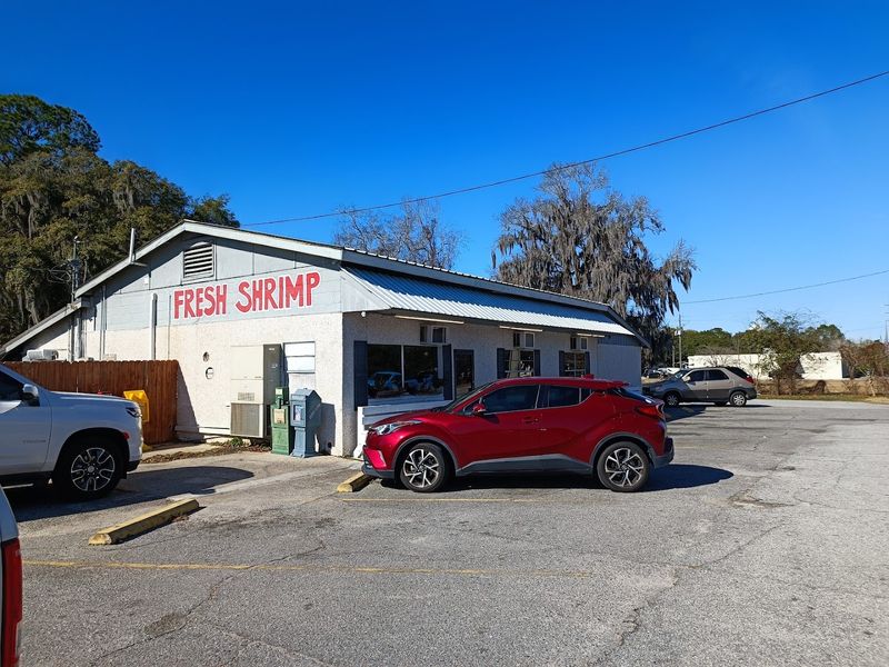 B&J's Steaks & Seafood &ndash; Darien