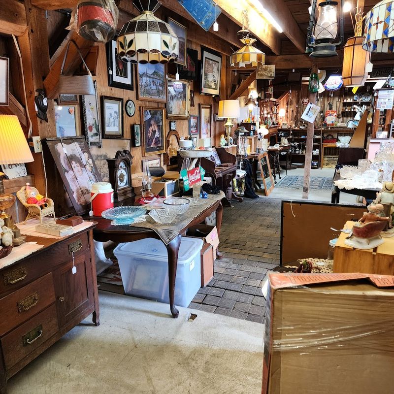 Hocking Hills Market &mdash; Rockbridge