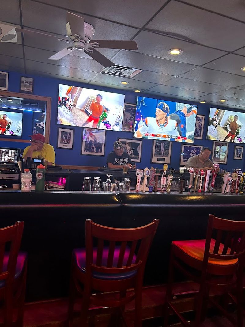Screwballs Sports Bar & Grille &mdash; King of Prussia