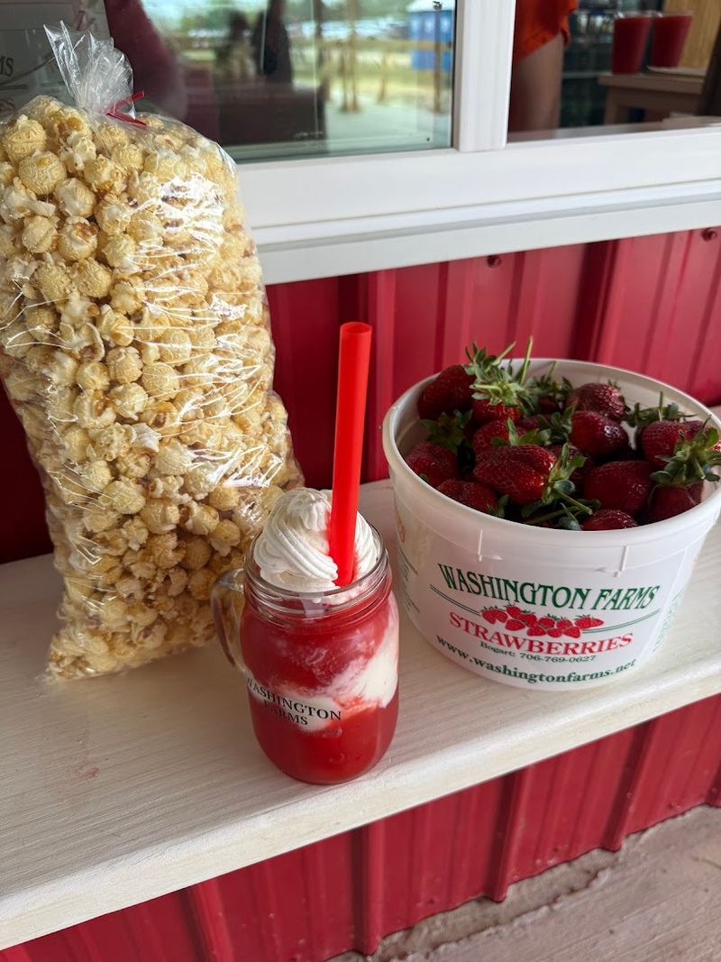 Pre-Picked Strawberries for a Quick Take-Home Treat