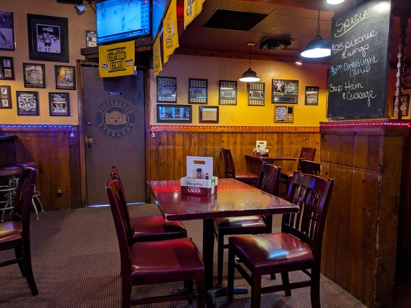 Mugshots Cafe 