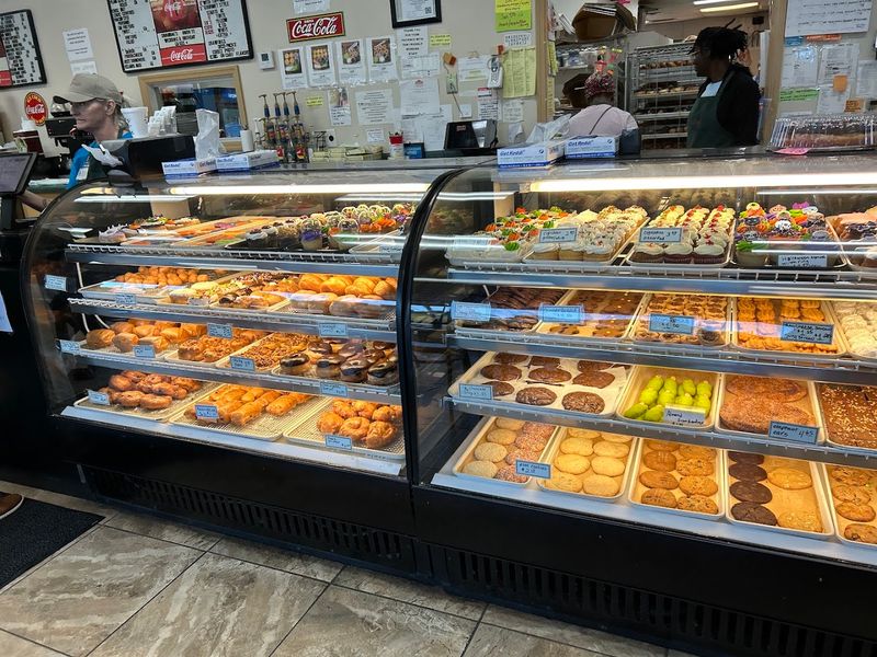 Baker's Pride Bakery (Savannah)