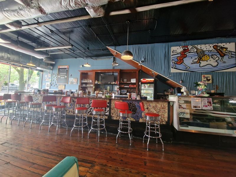 Dixie Grill , wilmington