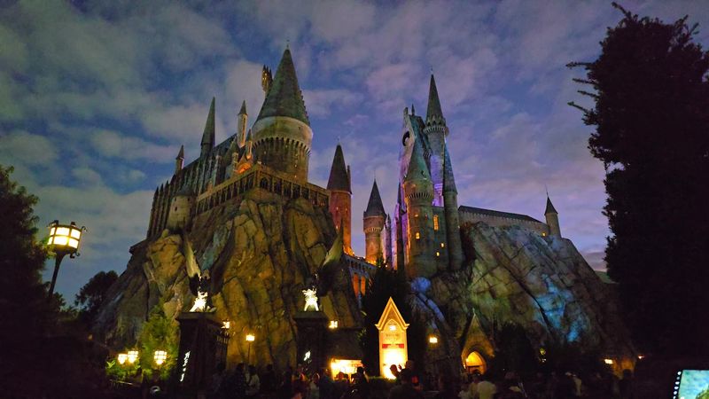 The Wizarding World of Harry Potter &ndash; Hogsmeade at Universal Islands of Adventure (6000 Universal Blvd, Orlando, FL)