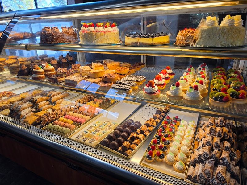 City Café and Bakery (Fayetteville)