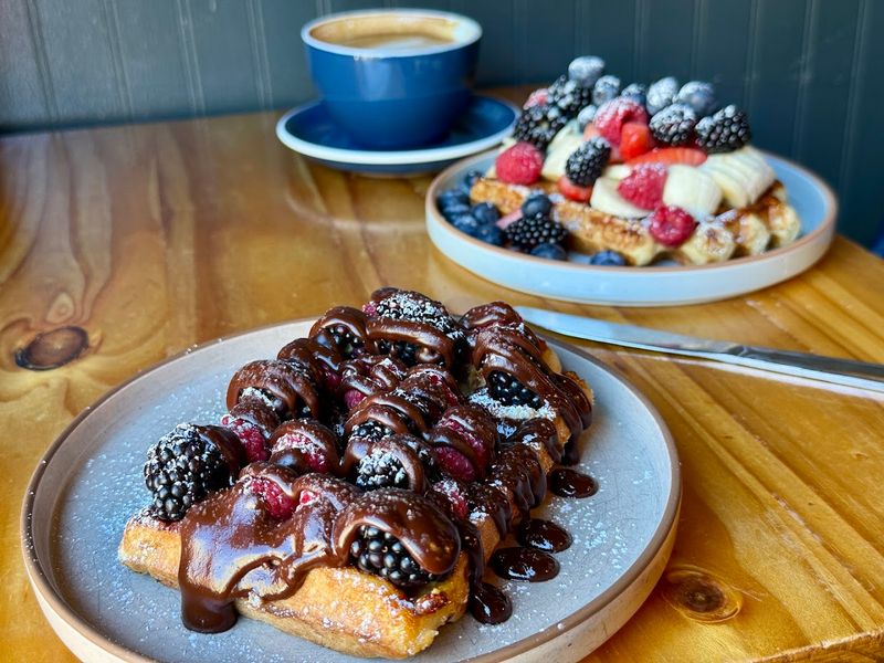 Zinneken's Belgian Waffles