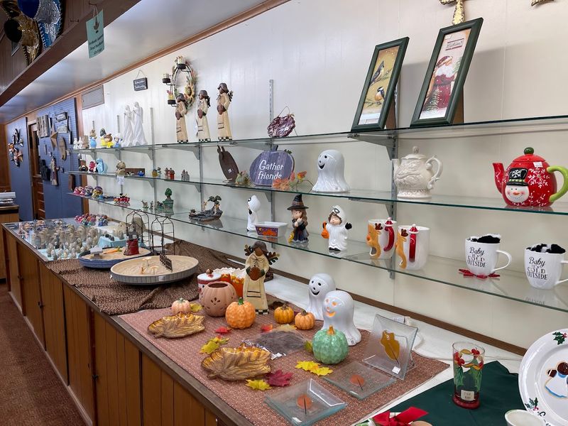 Zanesville Pottery Studio & Clay Center