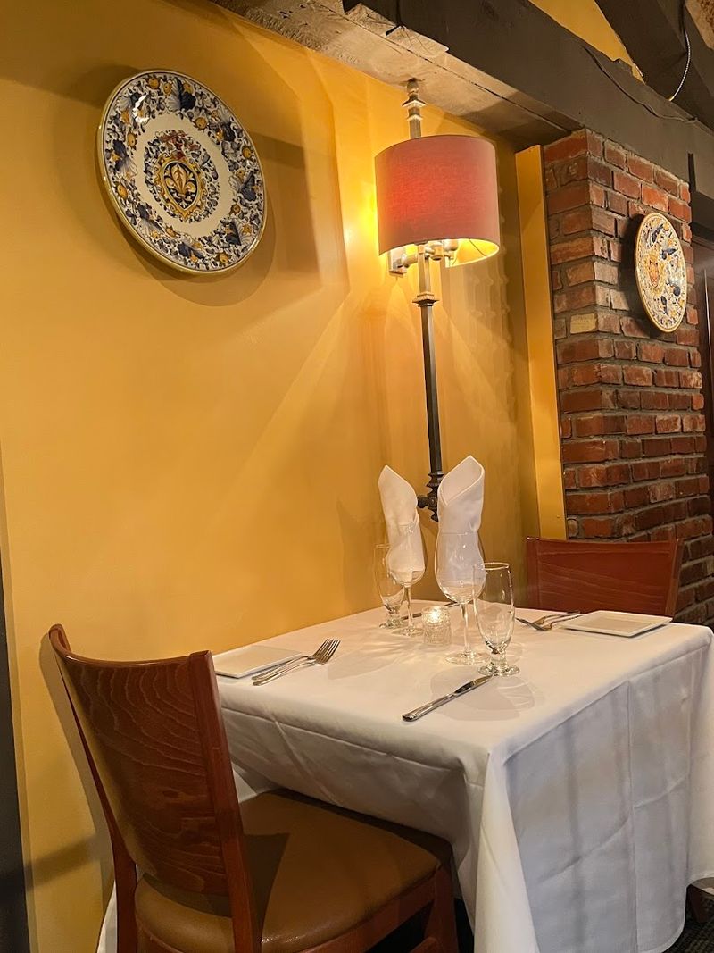 Nicola's Ristorante