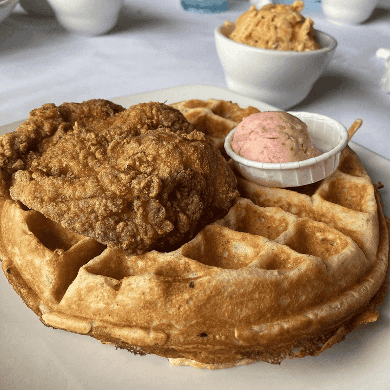 Dame’s Chicken & Waffles