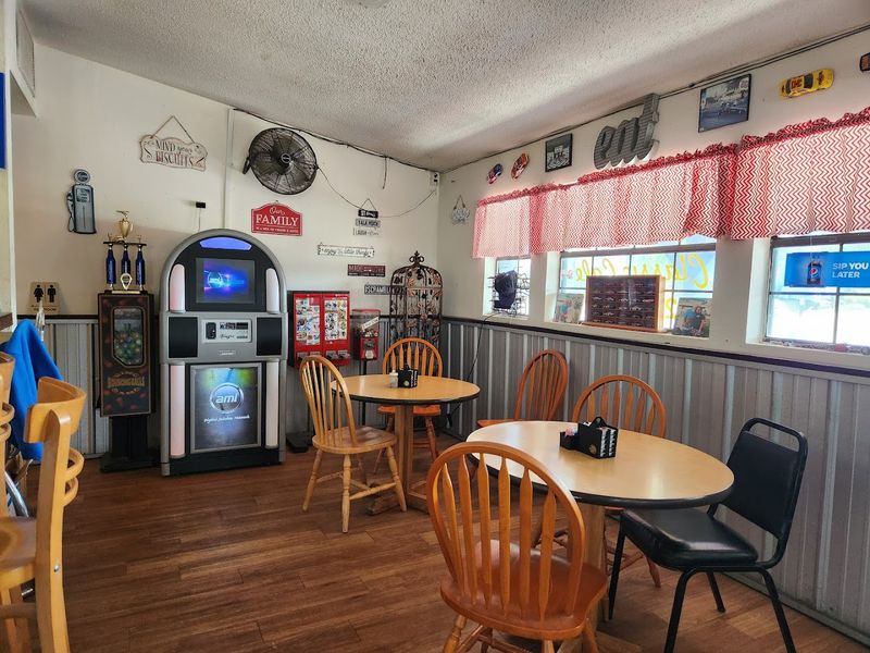 Classic Cafe 