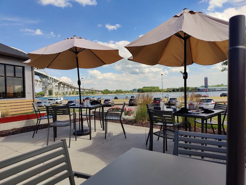 Freighters Eatery & Taproo, Port Huron