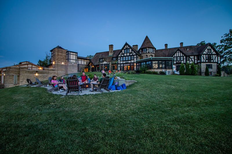 Punderson Manor State Park Lodge