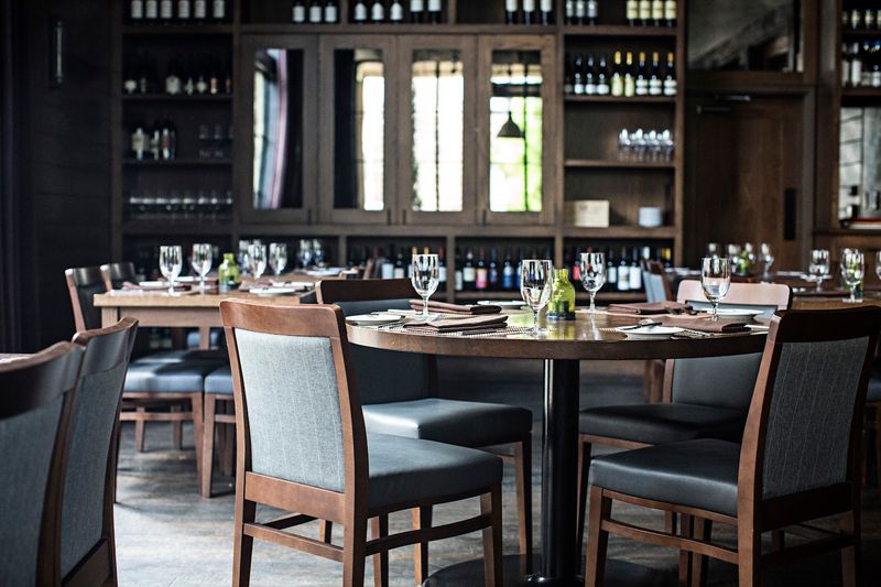 Oak Steakhouse 