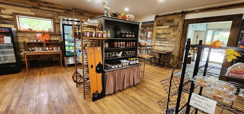 Mays Store