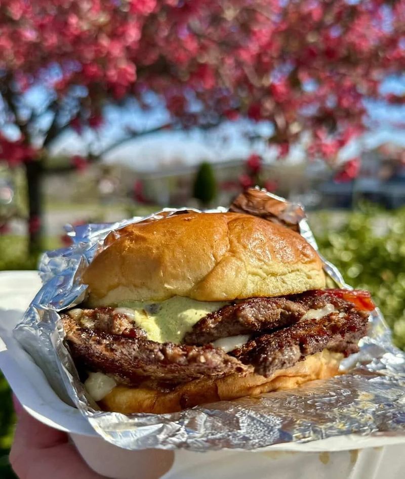 Melvins Hamburgers (Elizabethtown, Bladen County)