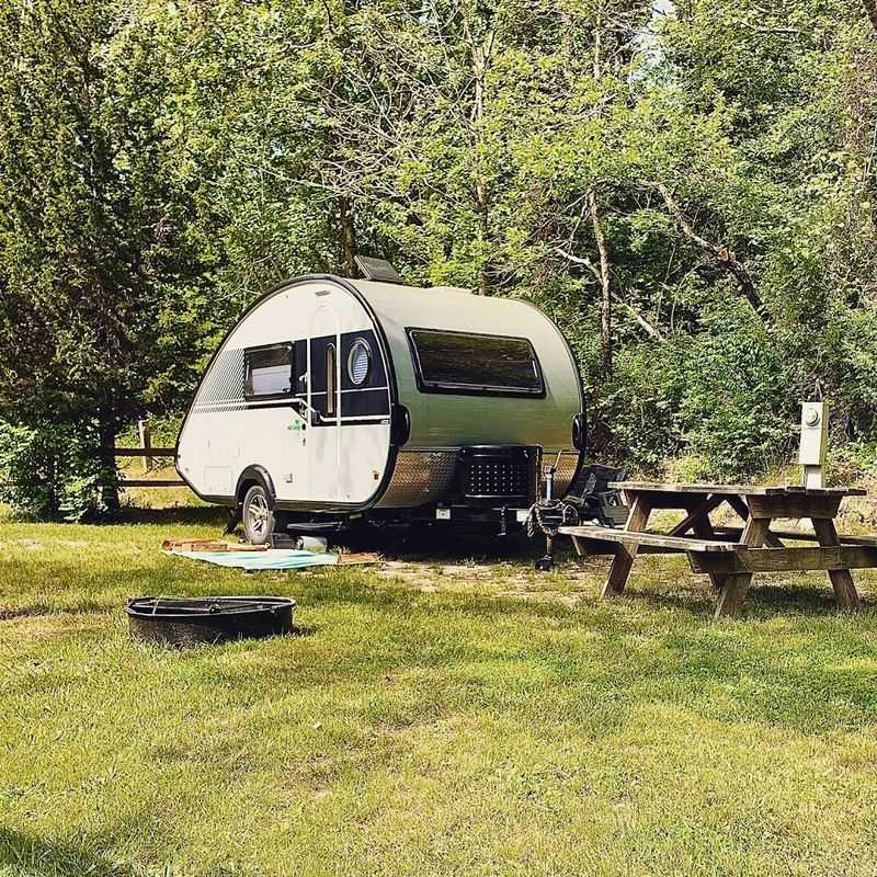 Shady Knoll Campground Cabins - Brewster, MA