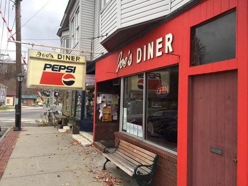 Joe's Diner (Lee)