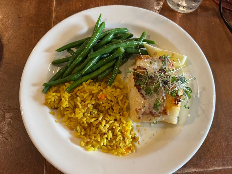The Publick House Historic Inn - Sturbridge, Worcester County