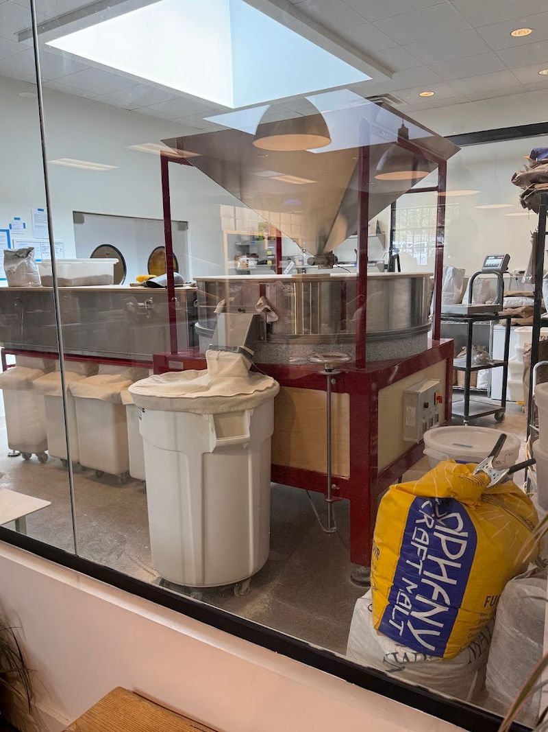 Stone-milled flour shapes the flavor