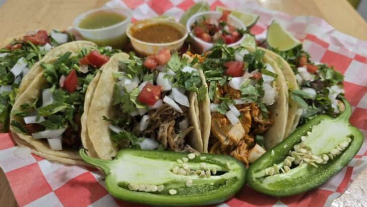 These 11 Florida Taco Trucks Taste Like a Beach Day in Every Bite