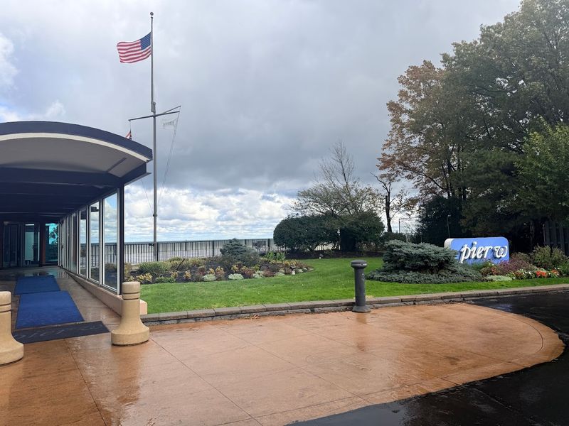 Pier W's Iconic Lakeside Setting