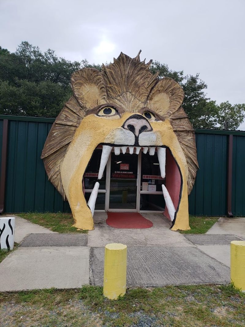 A Classic Roadside Attraction With Deep Roots