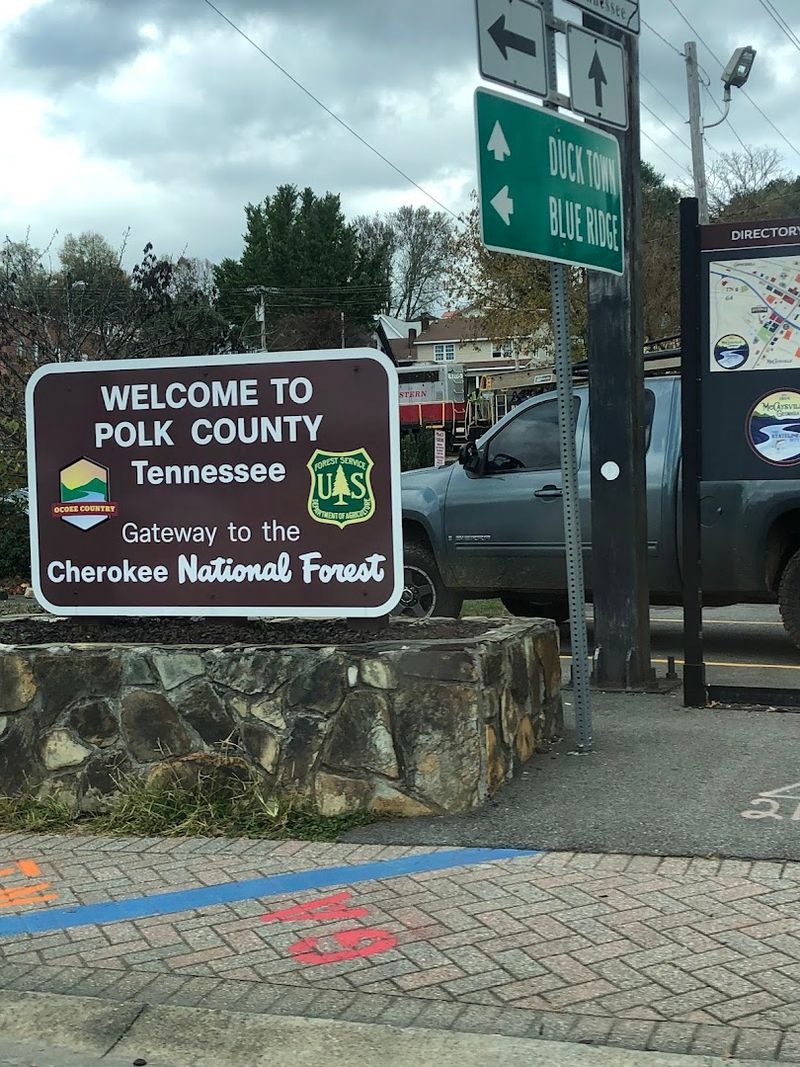 Two States, One Stop: McCaysville and Copperhill