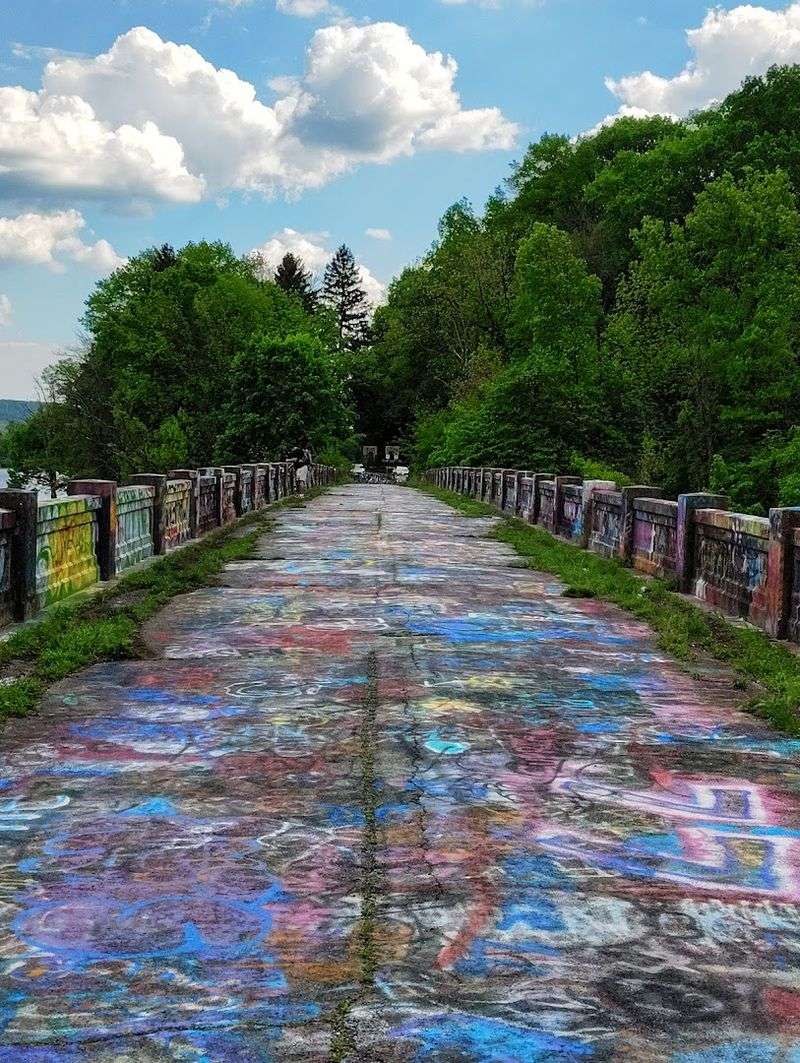 Walk the Graffiti Bridge