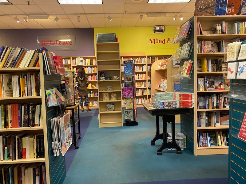 Porter Square Books &mdash; Cambridge
