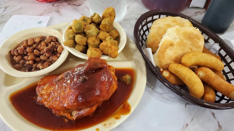 Pam's Farmhouse Restaurant (Raleigh)