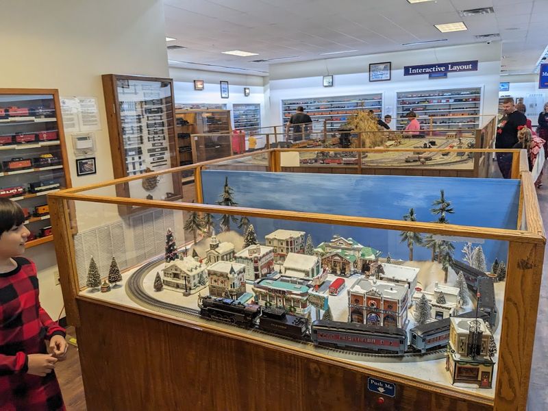 Smoky Mountain Trains Museum