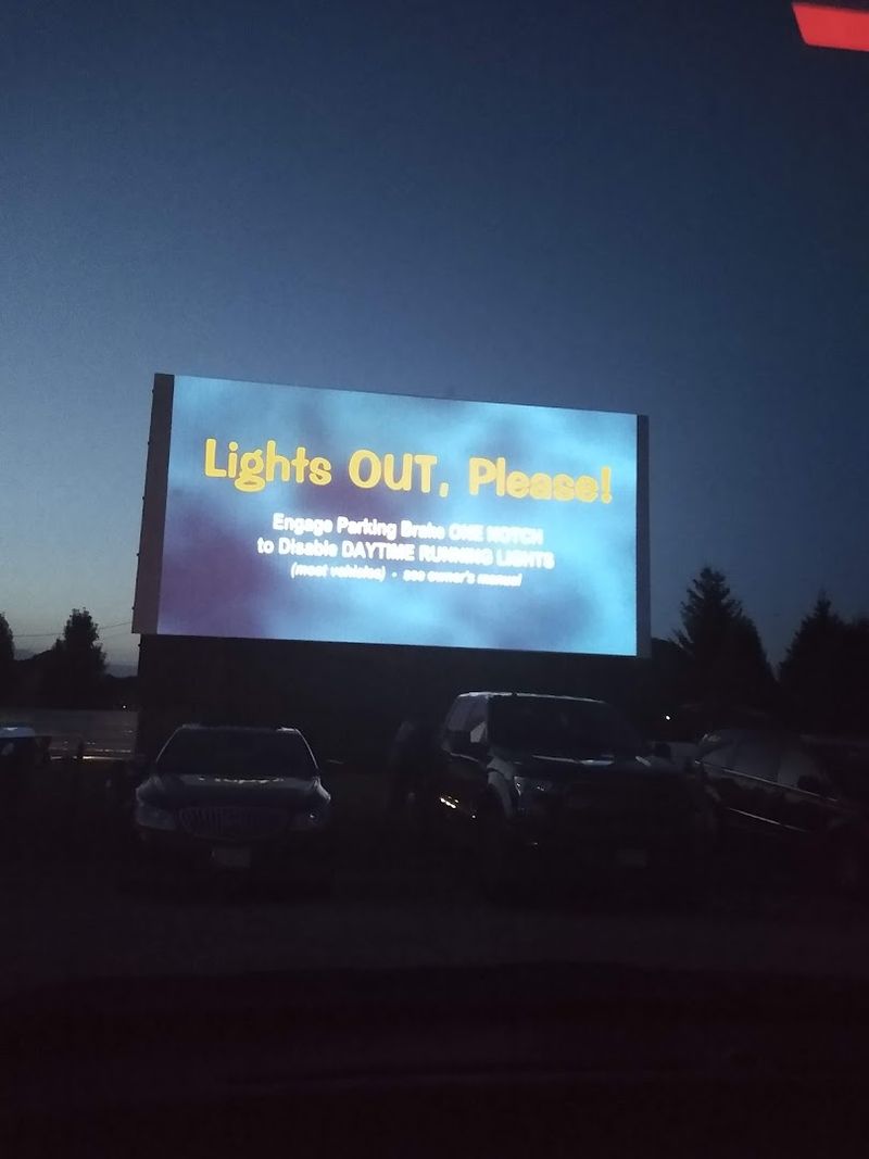 Retro Setting with Modern Digital Projection