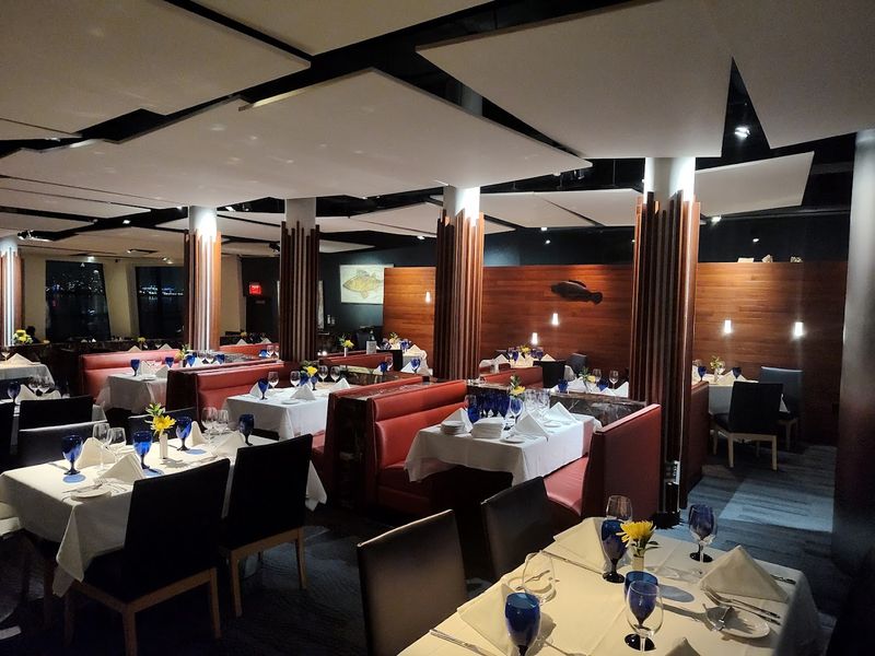 Upscale Atmosphere for Special Occasions