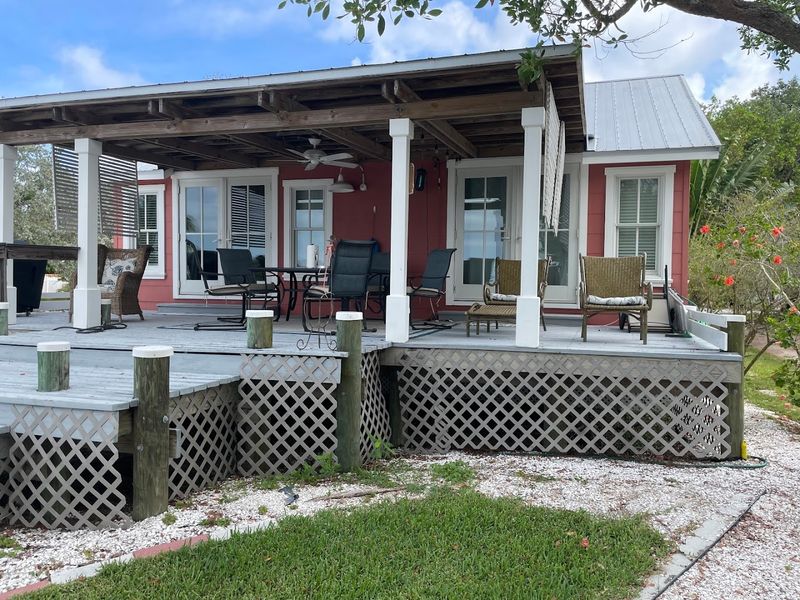 Walk the Streets Where Old Florida Never Left