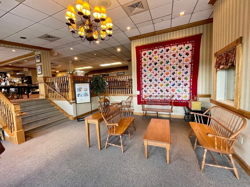 Bird-in-Hand Family Restaurant & Smorgasbord