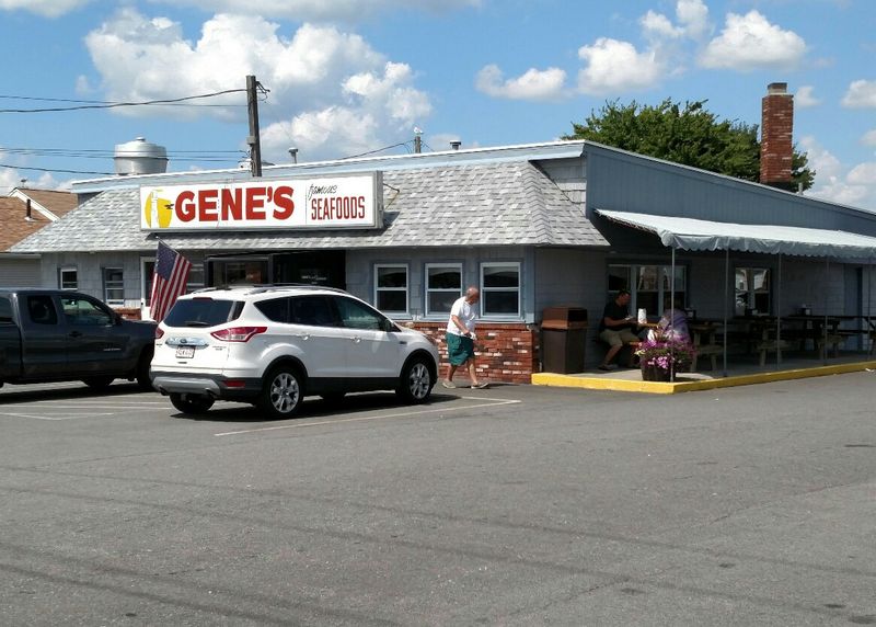 Gene's Famous Seafood &ndash; Fairhaven