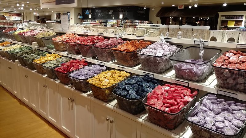 How 200,000 Candles Are Organized