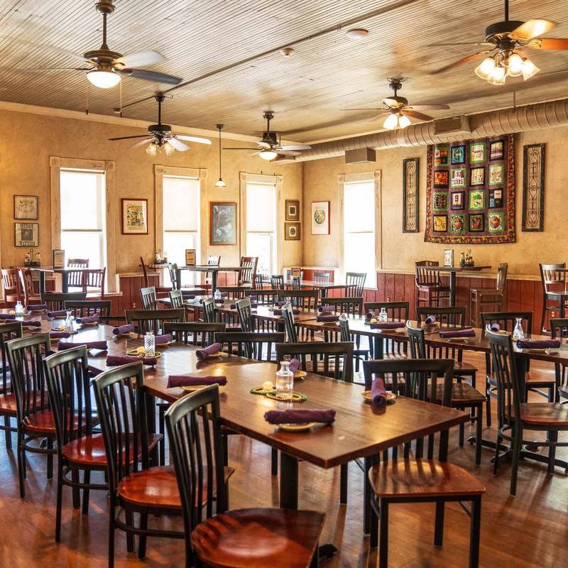 Henry's Louisiana Grill 
