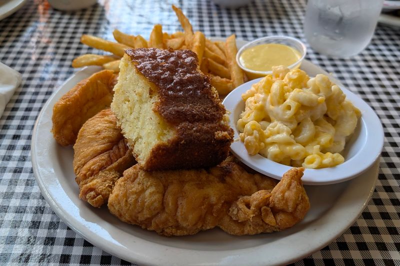 The Moose Caf&eacute;, Buncombe County