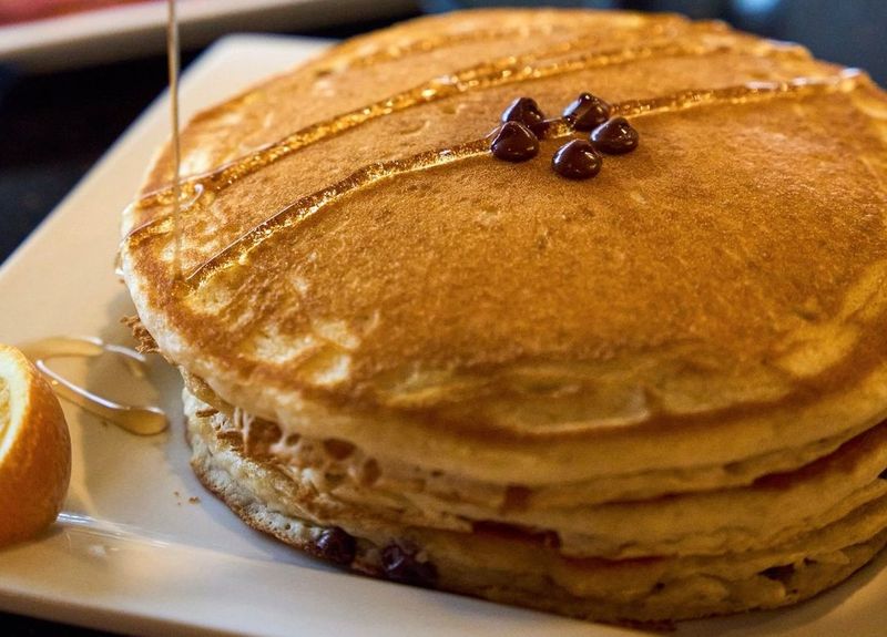 Oversized Fluffy Pancakes