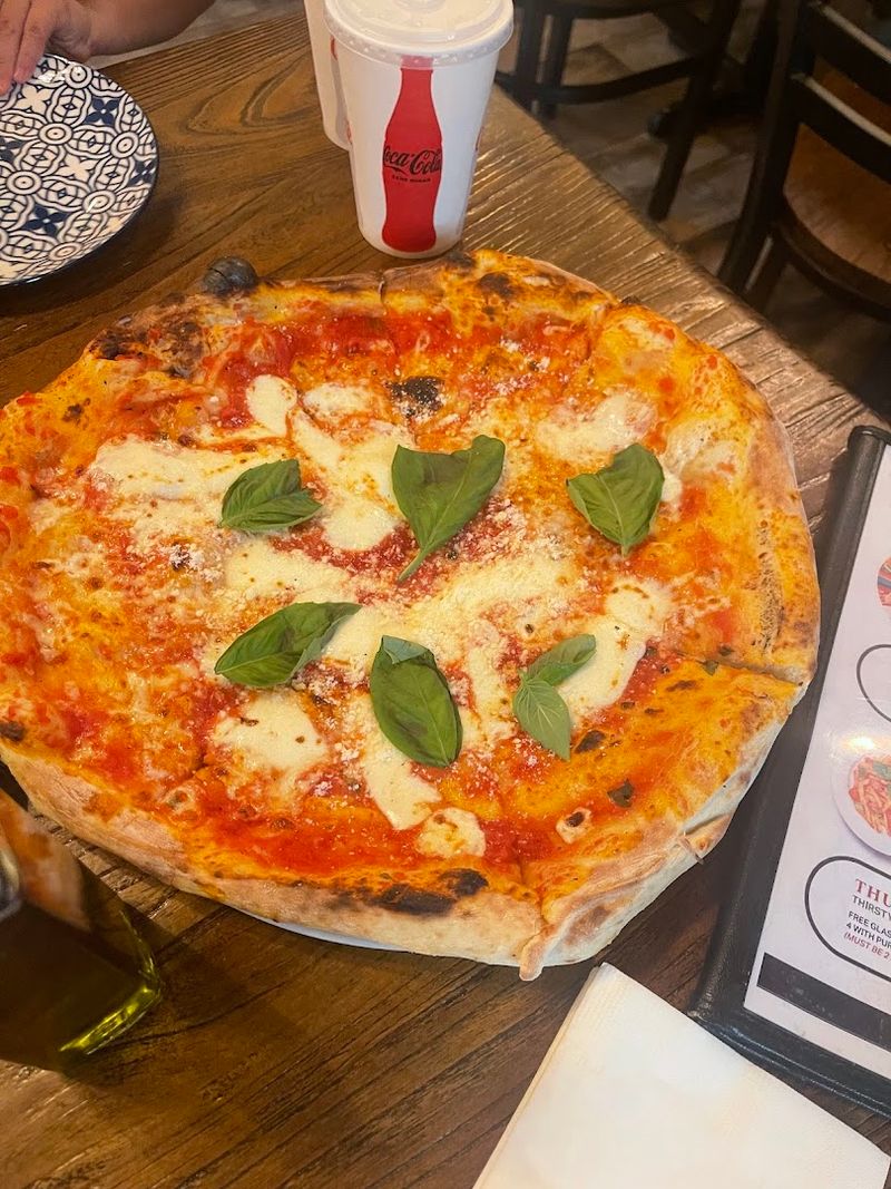 The Margherita Pizza Everyone Talks About