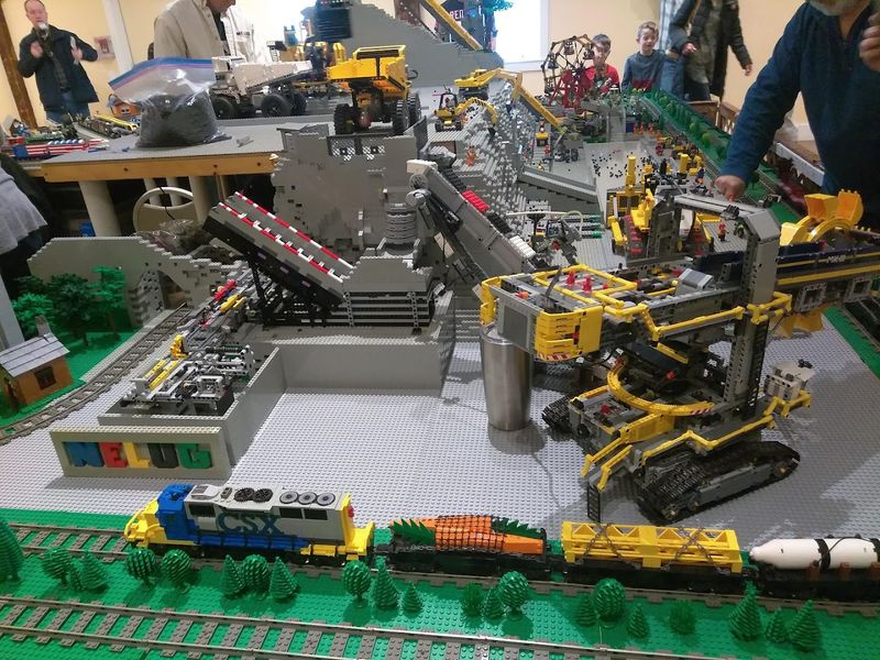 Toy cases that collapse generations