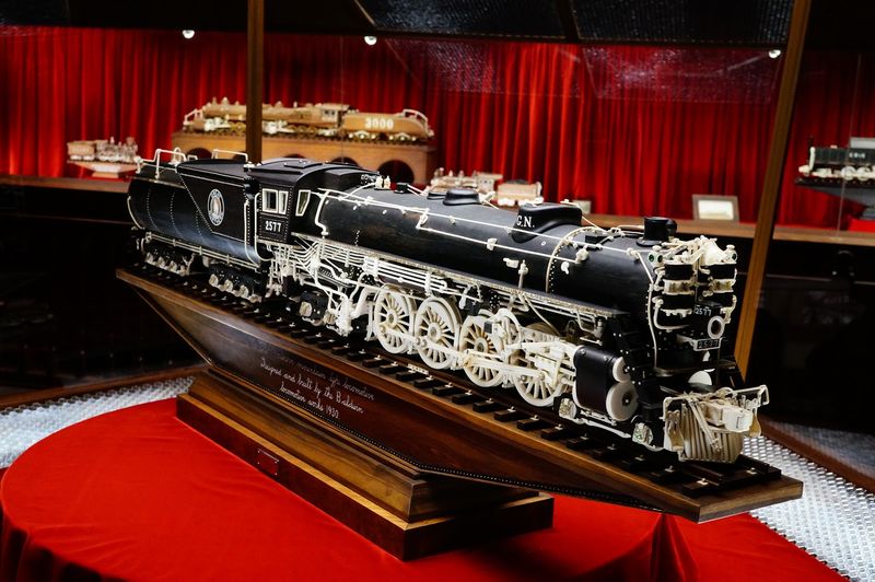Warther Museum 