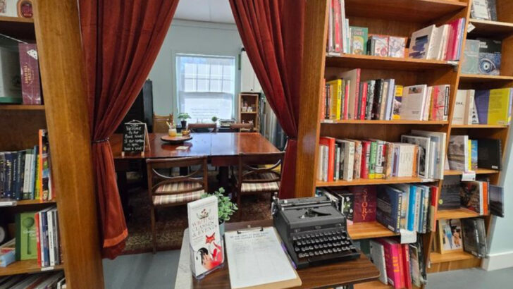 10 Connecticut Bookstore Events That Every Book Lover Should Experience